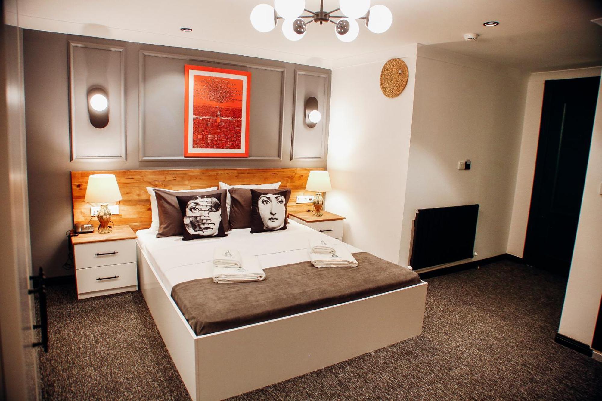 Istiklal Street Taksim House Yamalya Hotel Истанбул Екстериор снимка