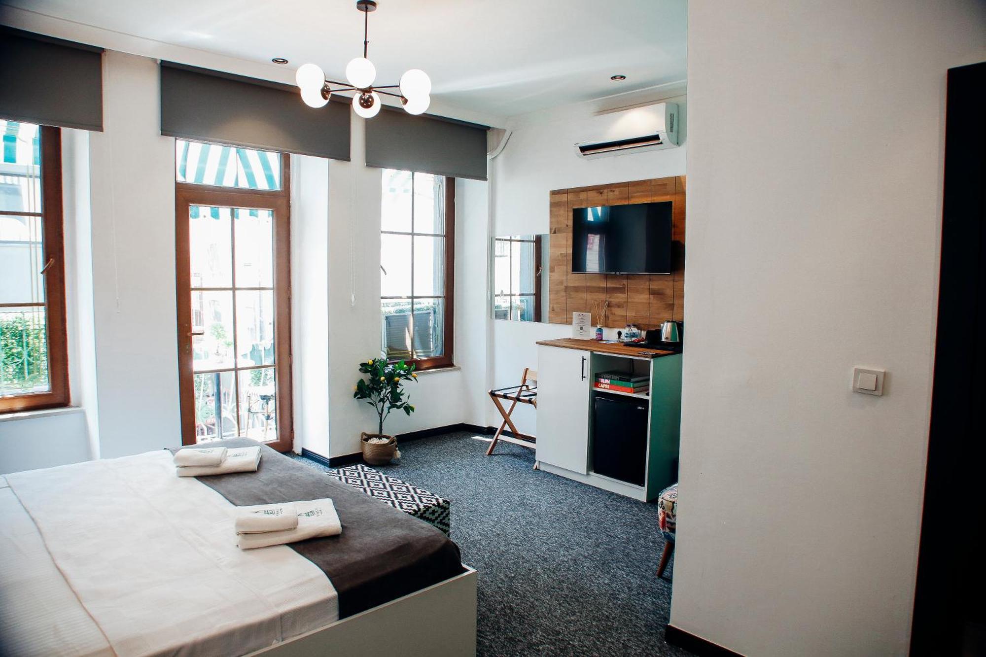 Istiklal Street Taksim House Yamalya Hotel Истанбул Екстериор снимка